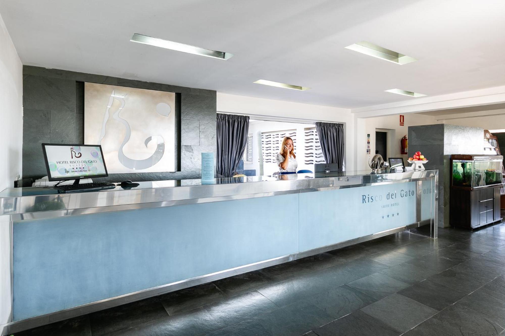 Hotel Livvo Risco Del Gato Suites Costa Calma Bagian luar foto